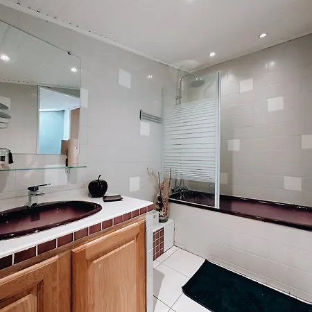 Duplex De Charme En Provence, Vue Imprenable Apartment